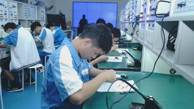 广东江南理工高级技工学校：电子技术 -人工智能与物联网时代新宠(图5)