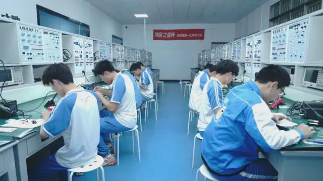 广东江南理工高级技工学校：电子技术 -人工智能与物联网时代新宠(图7)