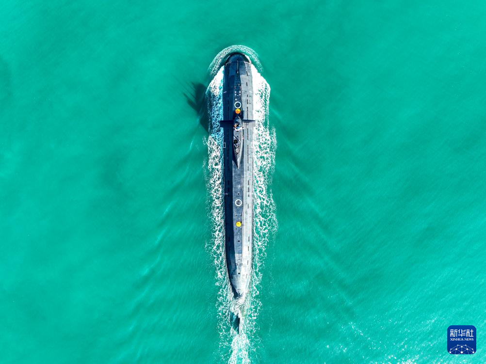 写在中国海军潜艇部队成立70周年之际(图2)
