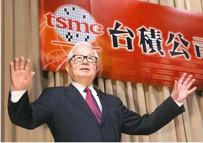 美国阴谋得逞!台湾传来令人愤怒的消息中国出了个“败家子”!(图37)