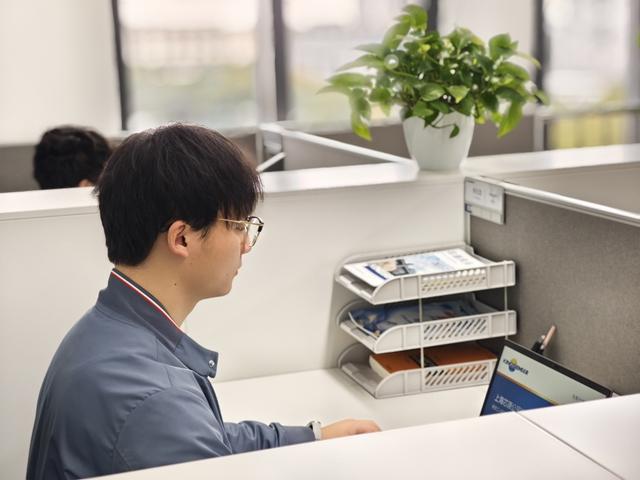 为集成电路拼了!研一就住进上市公司联合培养每天上工位拜师两年半